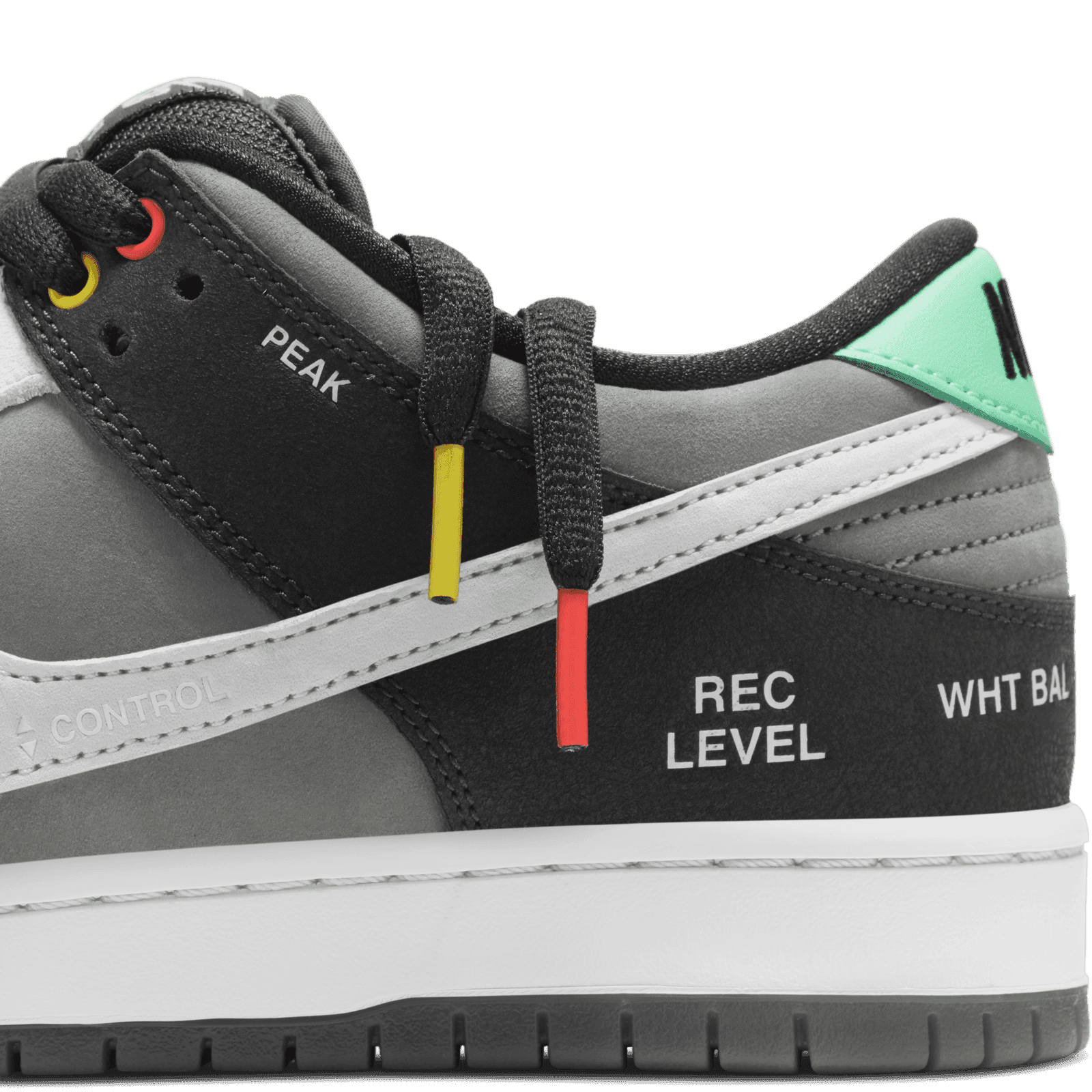 nike-sb-dunk-low-camcorder-
