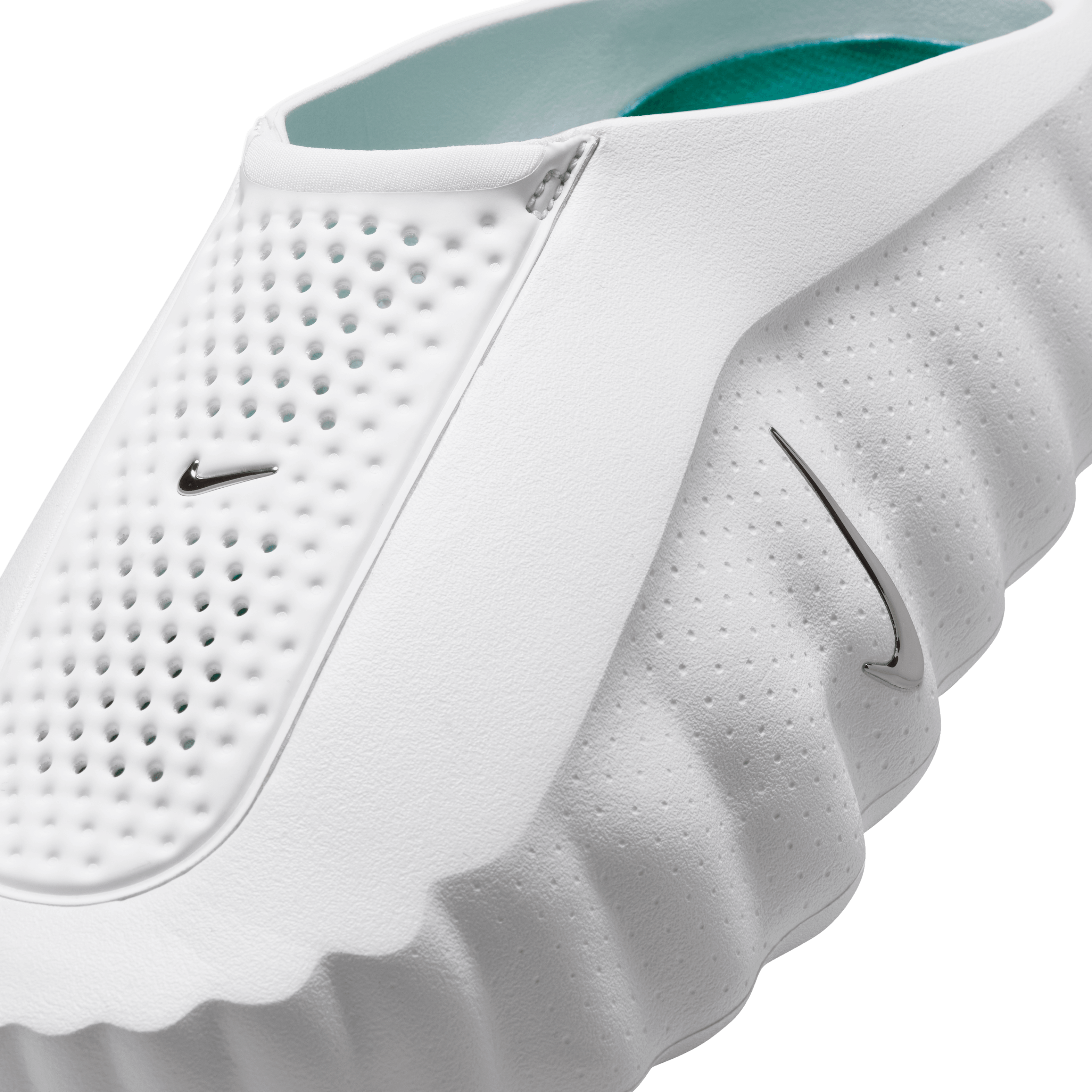 Clear Your Brain: The Nike Mind 001 is a Blank Slate to Reset Your