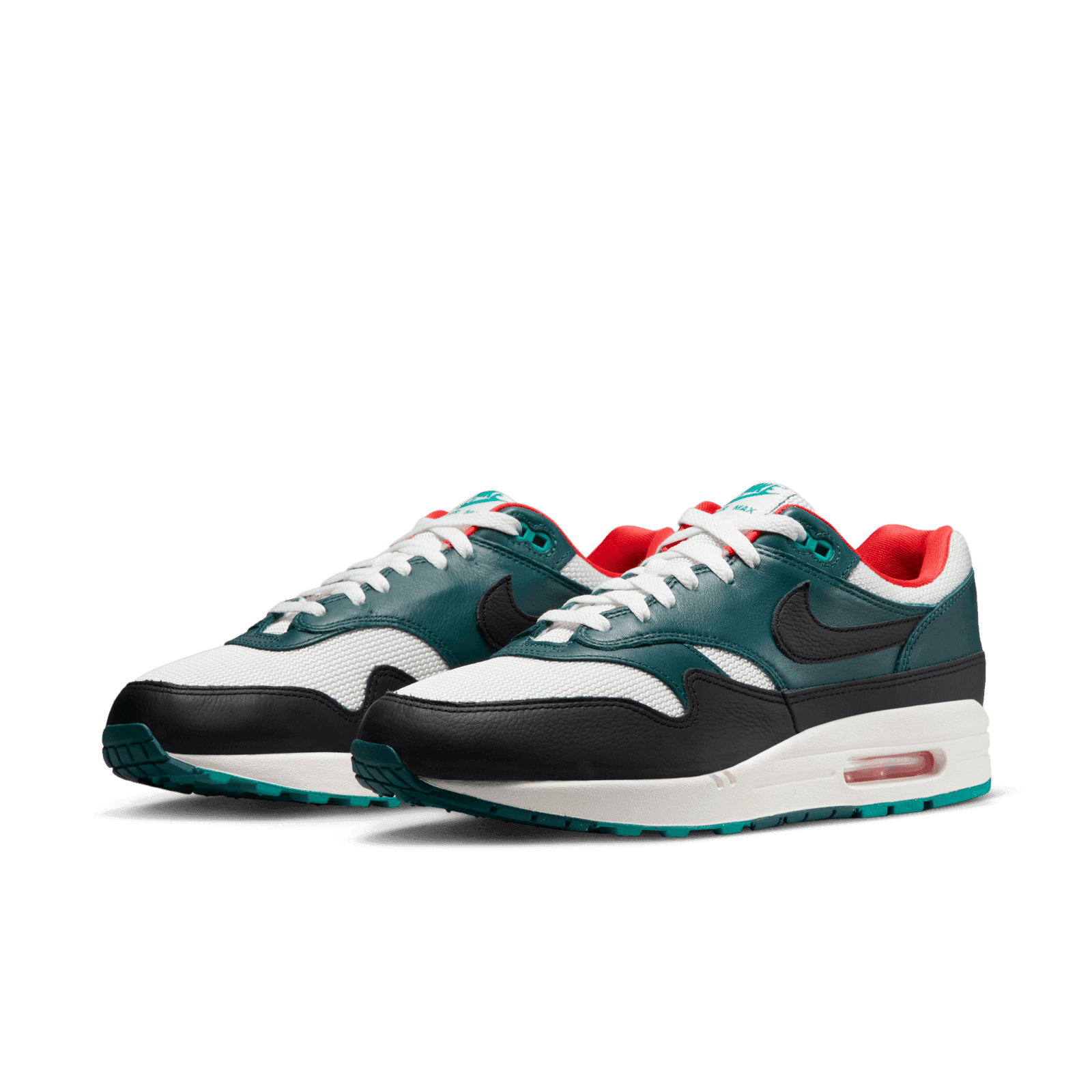 Nike Air Max LeBron James Liverpool FC FB8914-100