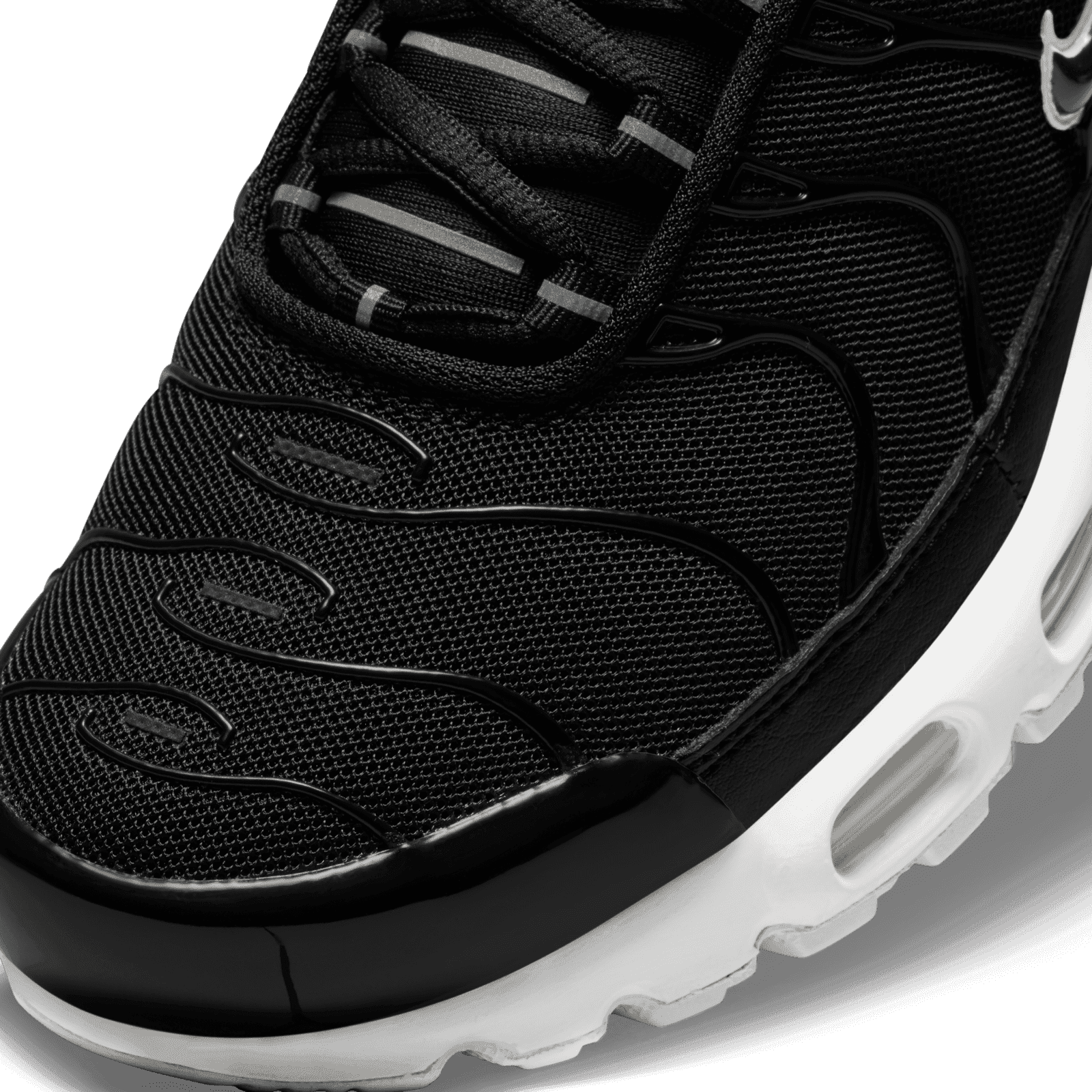 Nike Air Max Plus Black White (W) - DM2362-001 Release Info