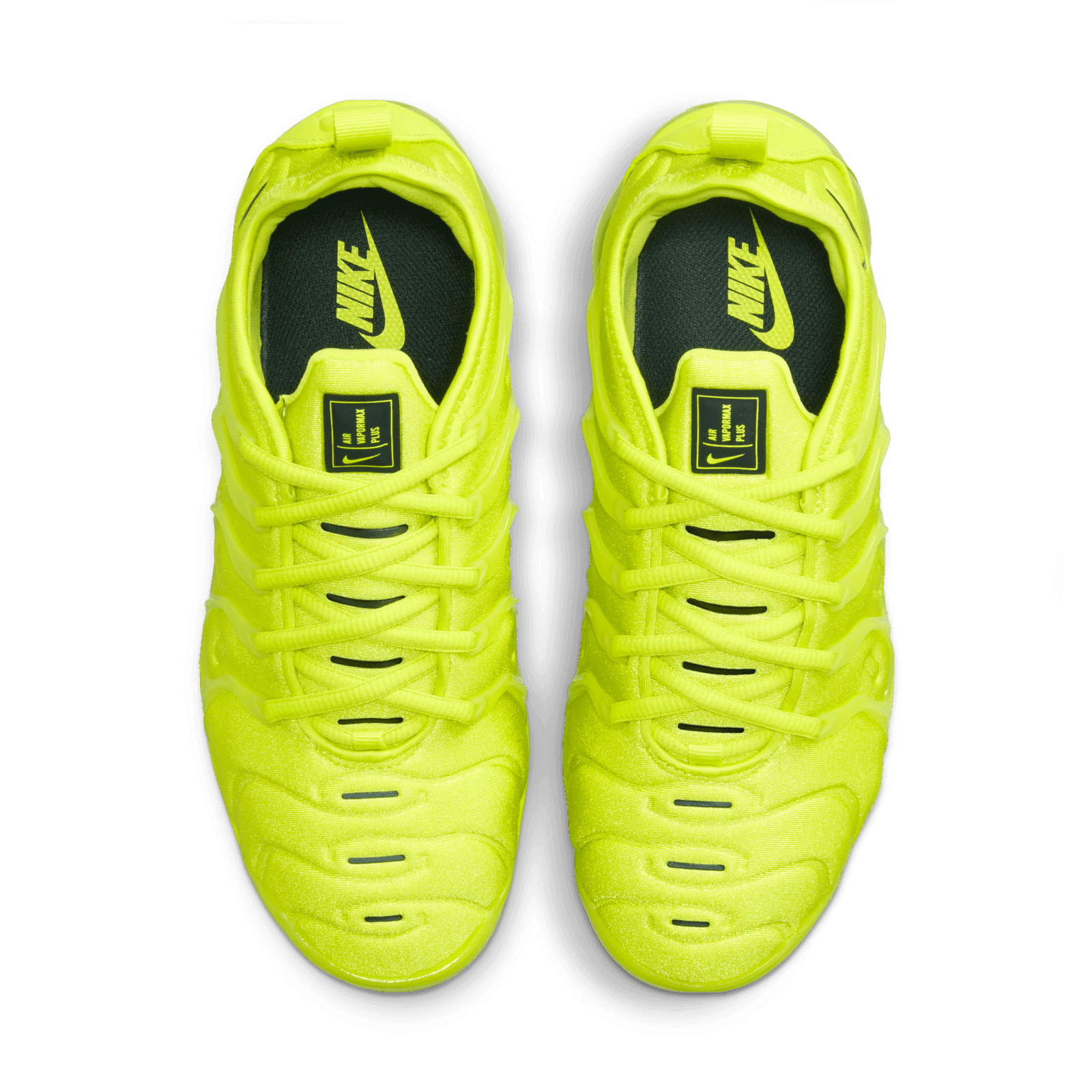vapormax plus tennis ball