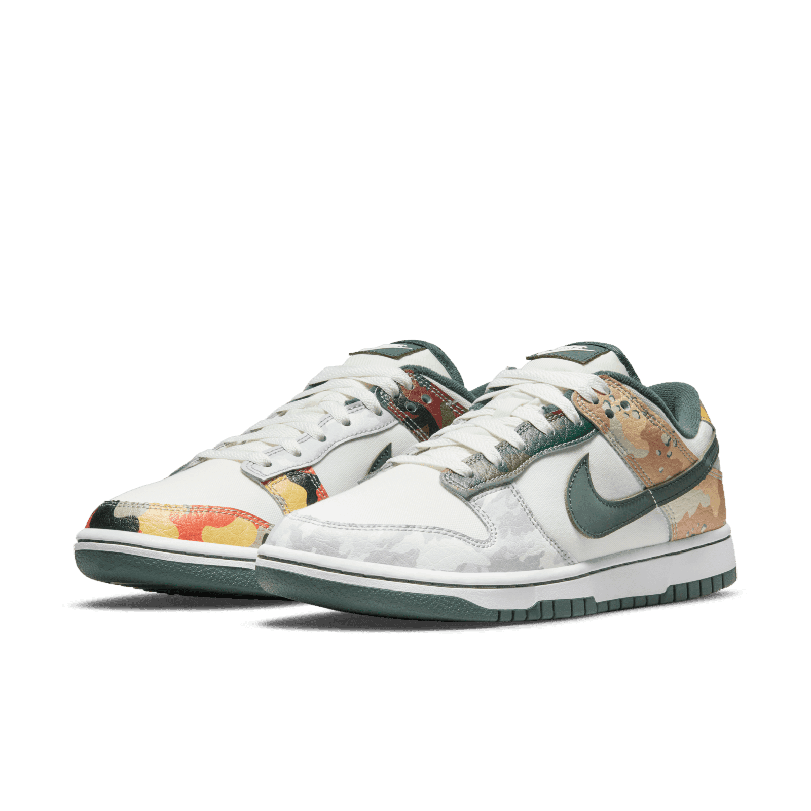 SB DUNK Nike DH0957-100 カモフラージュスニーカー NIKE公式】ダンク LOW 'Sail Multi-Camo' (DH0957-100 / NIKE