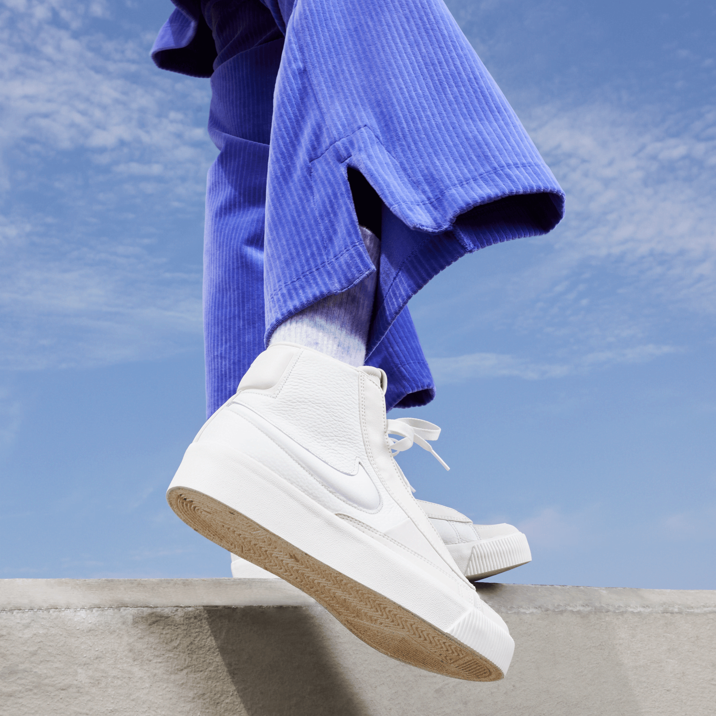 ys1101　nikeoffwhite コラボNIKE BLAZERMID Nike Blazer Mid Victory Summit White White Phantom Light