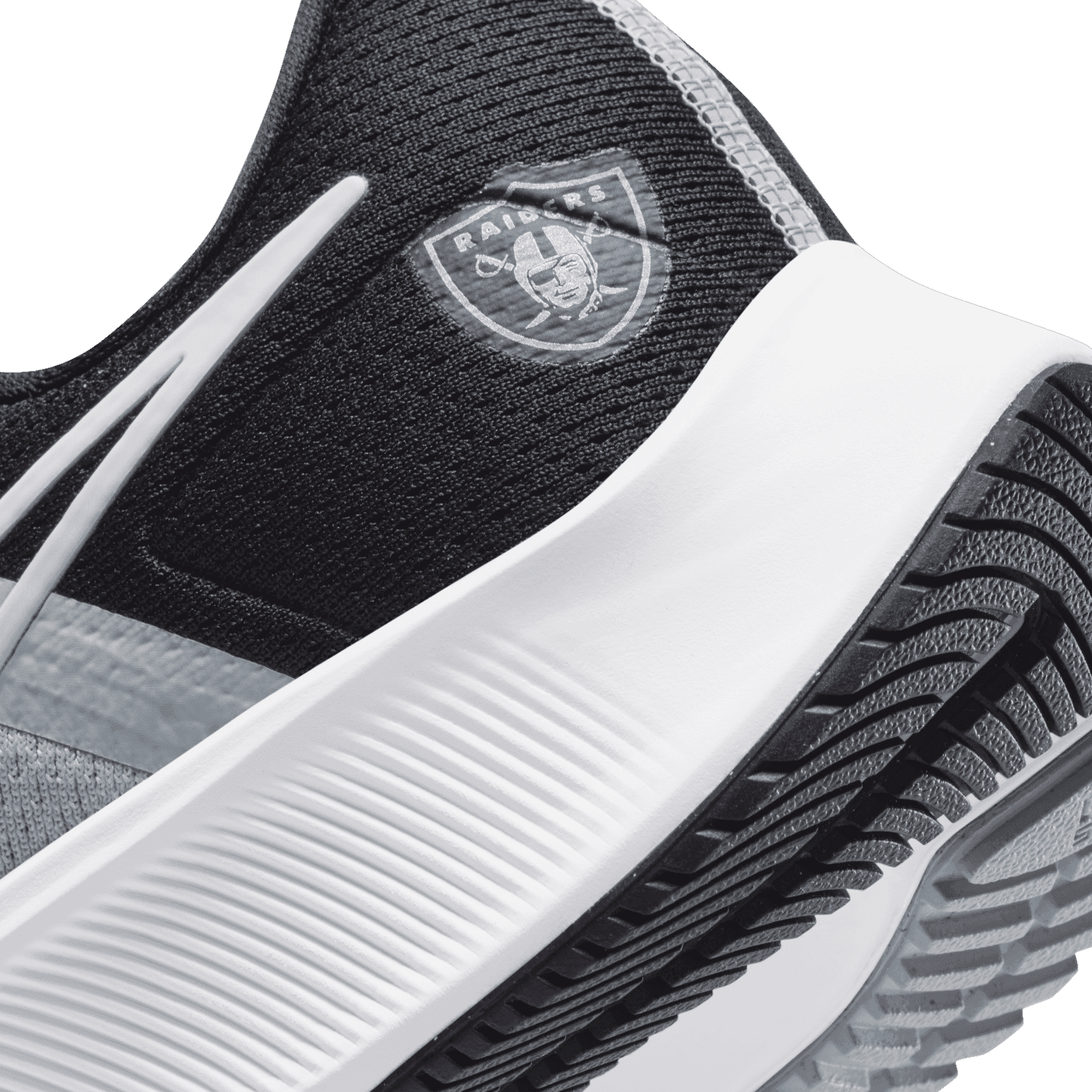 nike air zoom pegasus 37 raiders