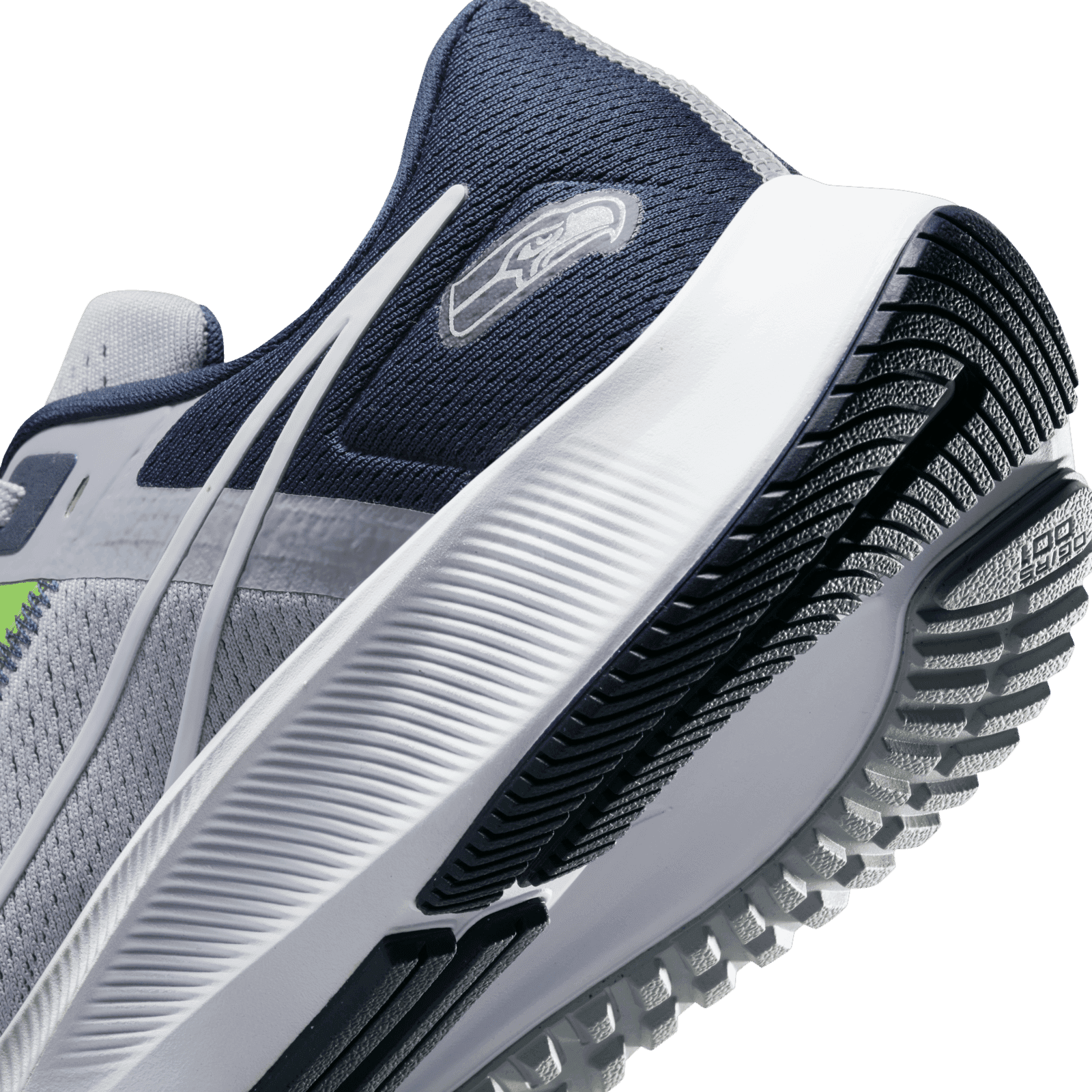 Nike Air Zoom Pegasus 38 (NFL Seattle Seahawks) Running 