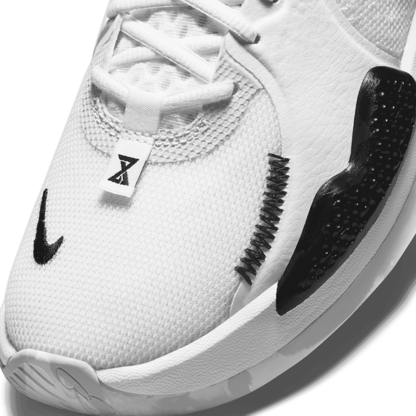 pg 5 team basketball shoes