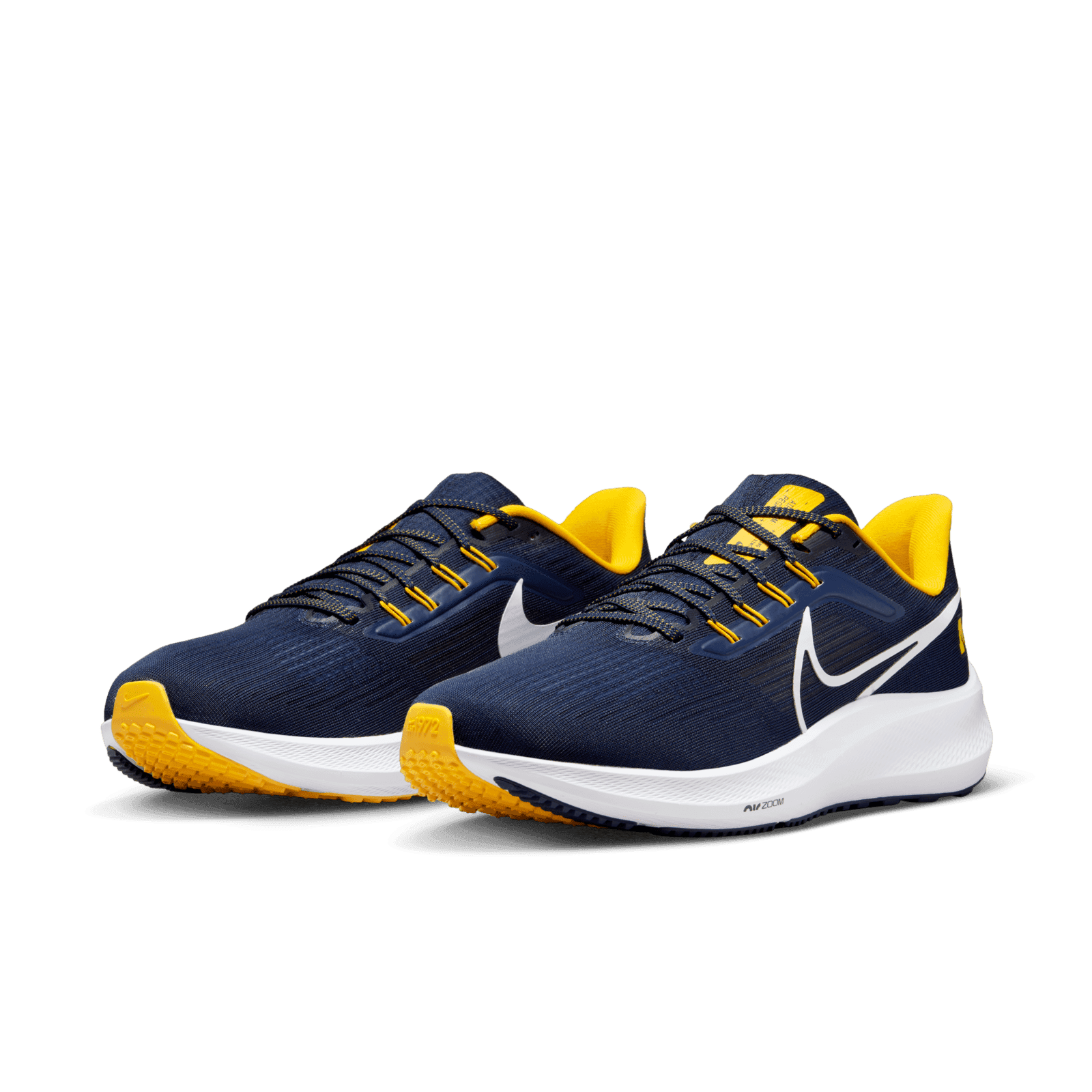 Nike Air Zoom Pegasus 39 (Michigan) Road Running Shoes  display picture 3