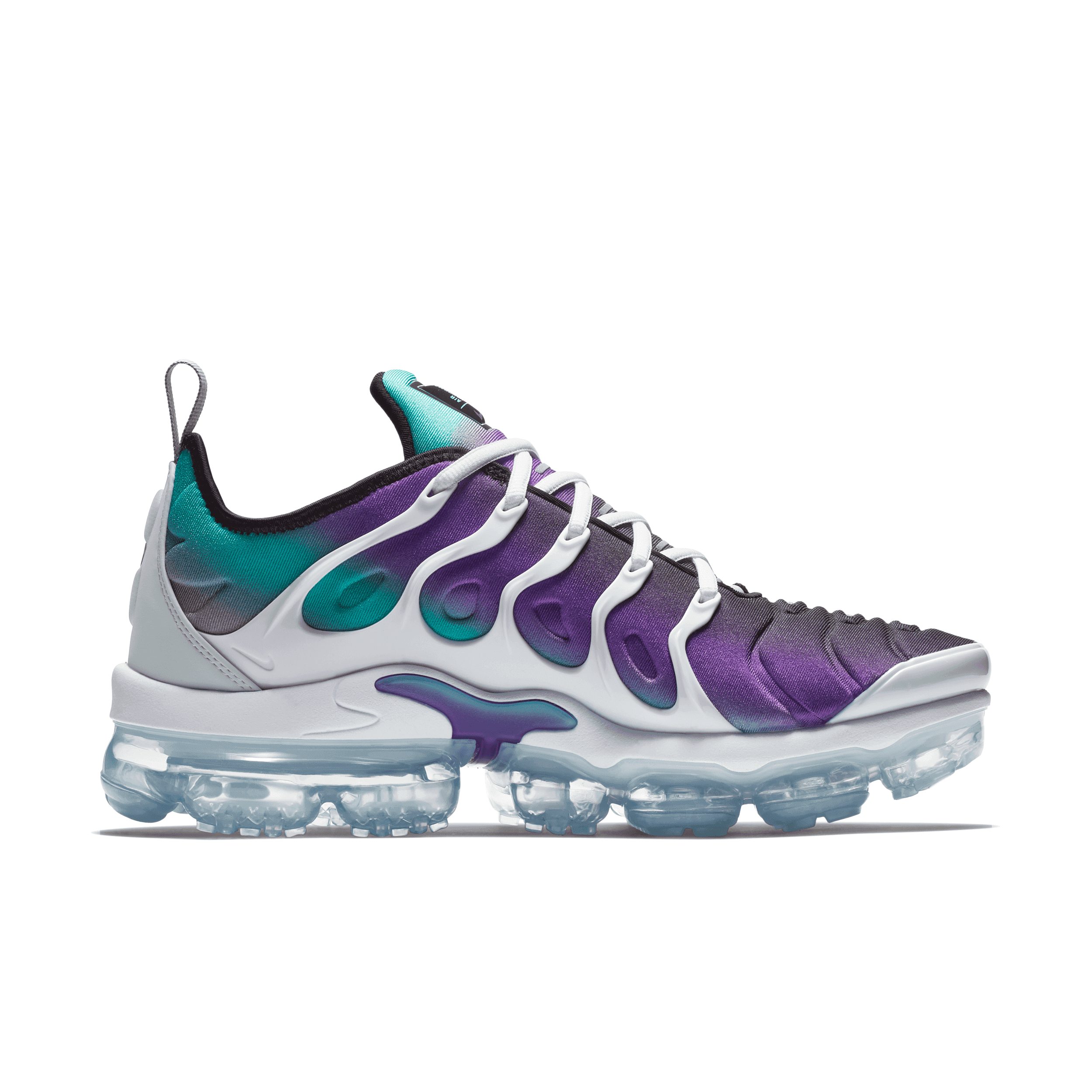 vapormax plus valentine's day