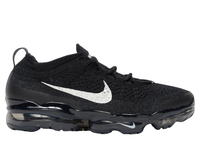 black vapormax flyknit women
