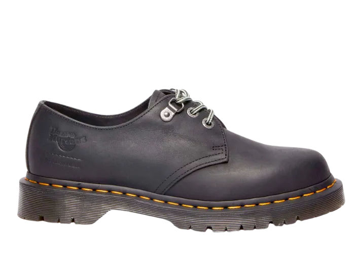 Dr. Martens Smiths NEIGHBORHOOD Black Smooth - 32235001