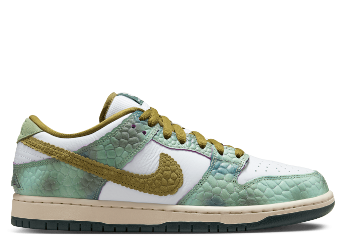 Nike SB Dunk Low Alexis Sablone
