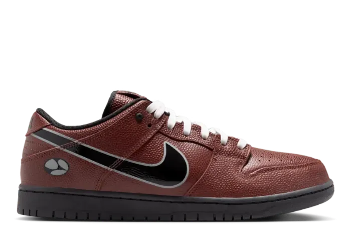 Nike SB Dunk Low Limosine Skateboards