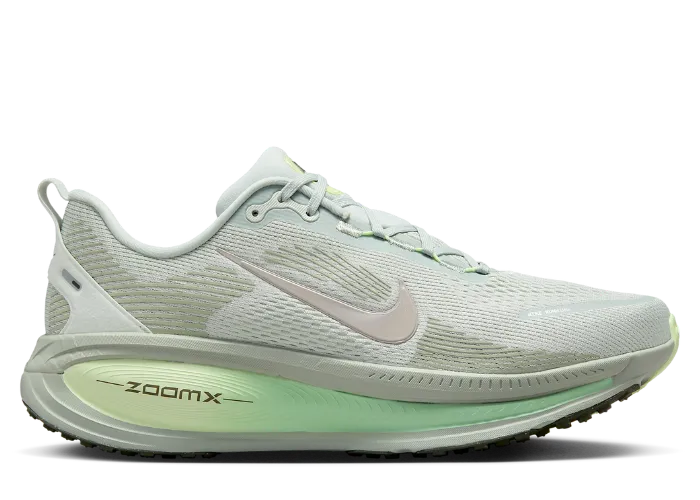 nike_vomero_18_light_silver_ba