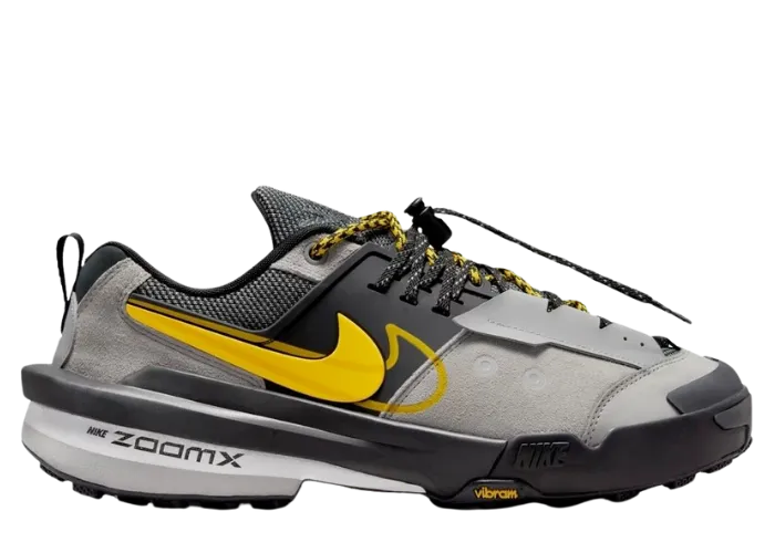 Nike Zegamadome SP sacai Cream Black Yellow