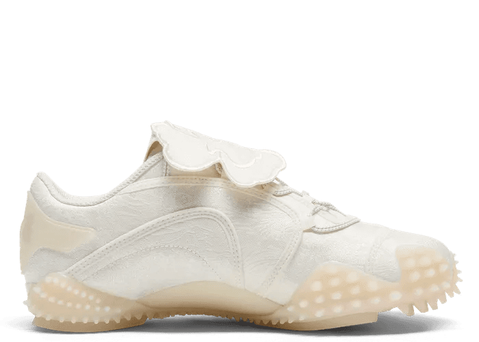 PUMA Mostro Leather Boots in White - 401563-01 Raffles & Where to Buy