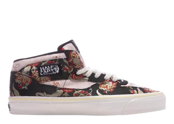 Vans OTW Half Cab 33 Decon Vibram Floral Black